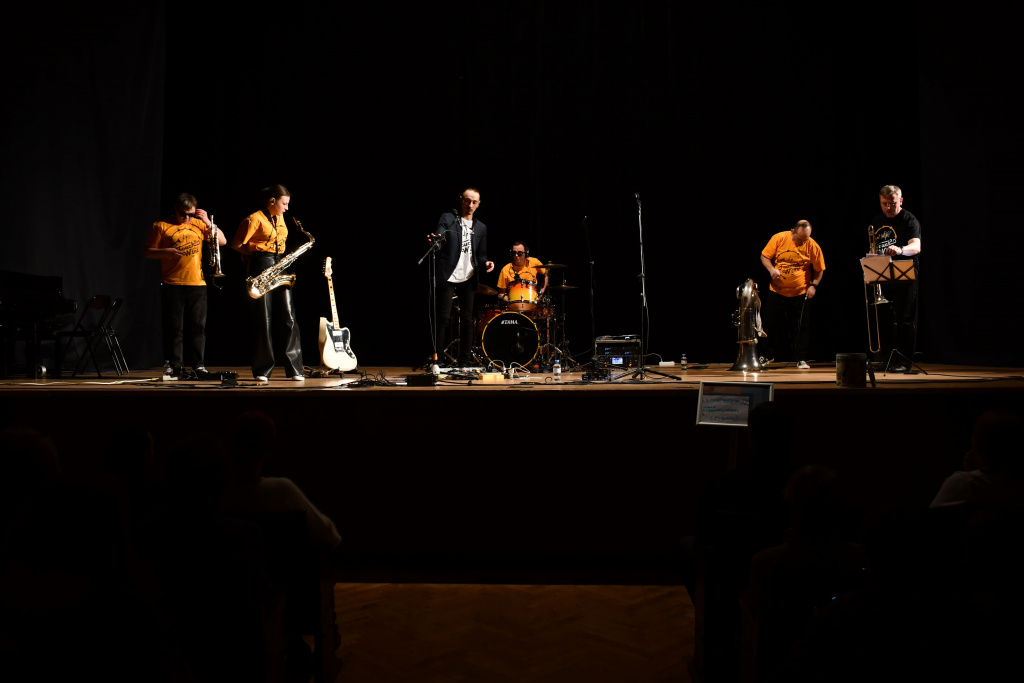 DSC_5826.jpg DSC_5826.jpg